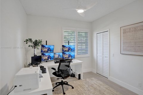 Casa en venta en Weston, Florida, 5 dormitorios, 238.02 m2 № 2066247 - foto 18