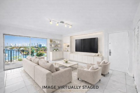 Купить кондоминиум в Норт-Майами-Бич, Флорида 2 спальни, 110.55м2, № 2067806 - фото 6