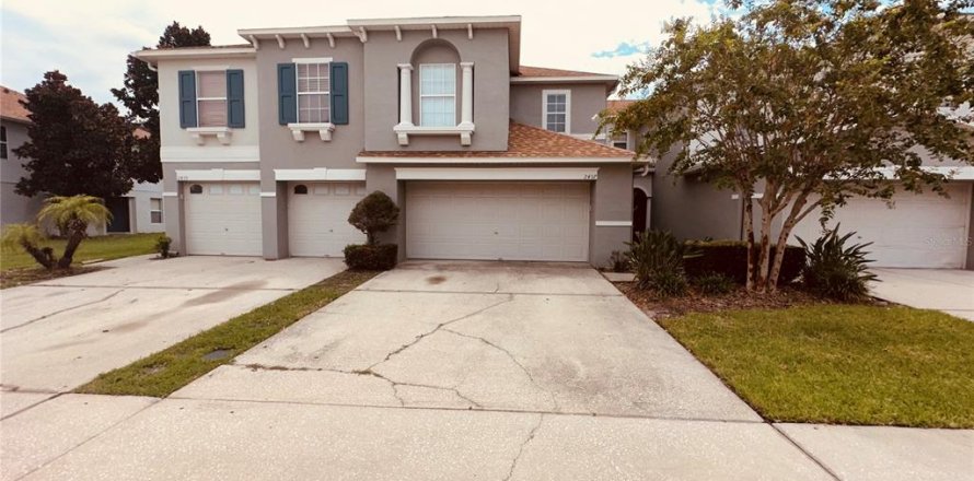 Townhouse in Kissimmee, Florida 3 bedrooms, 156.35 sq.m. № 2219334