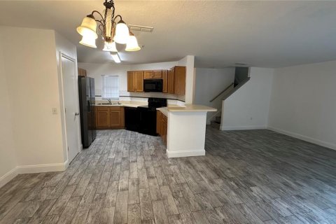 Townhouse in Kissimmee, Florida 3 bedrooms, 156.35 sq.m. № 2219334 - photo 6