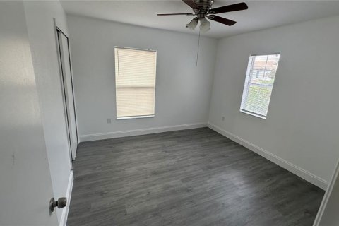 Townhouse in Kissimmee, Florida 3 bedrooms, 156.35 sq.m. № 2219334 - photo 10