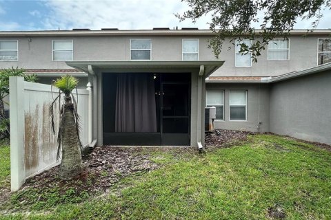 Townhouse in Kissimmee, Florida 3 bedrooms, 156.35 sq.m. № 2219334 - photo 17