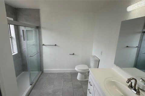 Townhouse in Kissimmee, Florida 3 bedrooms, 156.35 sq.m. № 2219334 - photo 11