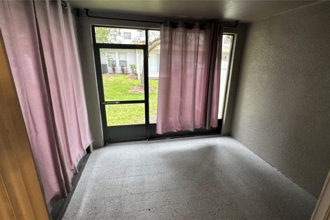 Townhouse in Kissimmee, Florida 3 bedrooms, 156.35 sq.m. № 2219334 - photo 16