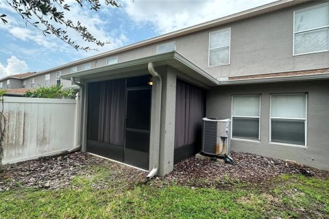 Townhouse in Kissimmee, Florida 3 bedrooms, 156.35 sq.m. № 2219334 - photo 18