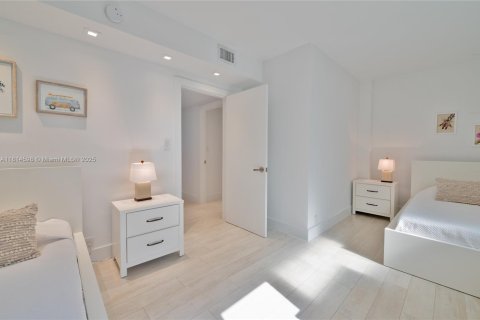 Copropriété à louer à Key Biscayne, Floride: 3 chambres, 192.59 m2 № 1960039 - photo 24