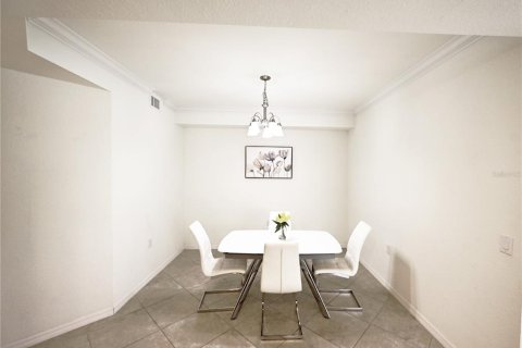 Condominio en venta en Lakewood Ranch, Florida, 3 dormitorios, 119.47 m2 № 1735456 - foto 12