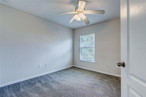 House in Land O' Lakes, Florida 3 bedrooms, 168.71 sq.m. № 2418767 - photo 30