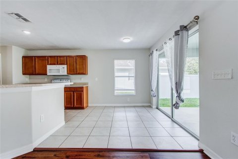 House in Land O' Lakes, Florida 3 bedrooms, 168.71 sq.m. № 2418767 - photo 16
