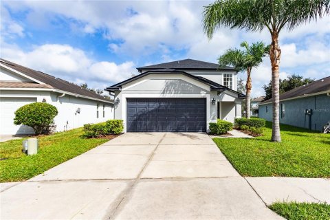 House in Land O' Lakes, Florida 3 bedrooms, 168.71 sq.m. № 2418767 - photo 5