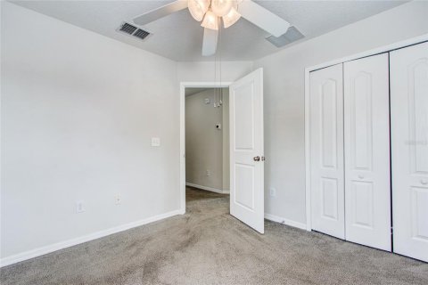 House in Land O' Lakes, Florida 3 bedrooms, 168.71 sq.m. № 2418767 - photo 27