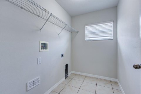 House in Land O' Lakes, Florida 3 bedrooms, 168.71 sq.m. № 2418767 - photo 29