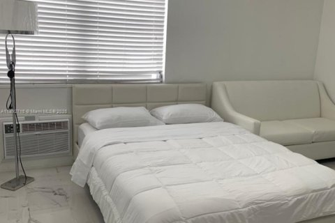 Appartement à louer à Miami Beach, Floride: 1 chambre, 46.45 m2 № 1946670 - photo 9