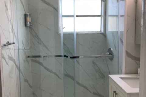 Appartement à louer à Miami Beach, Floride: 1 chambre, 46.45 m2 № 1946670 - photo 6
