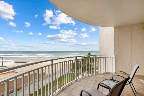 Condo in Daytona Beach, Florida, 3 bedrooms  № 2142331 - photo 5