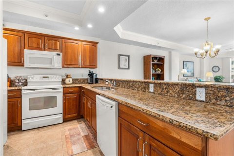 Condo in Daytona Beach, Florida, 3 bedrooms  № 2142331 - photo 15