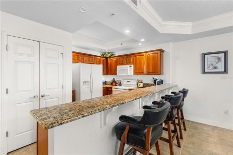 Condo in Daytona Beach, Florida, 3 bedrooms  № 2142331 - photo 11