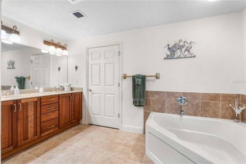 Condo in Daytona Beach, Florida, 3 bedrooms  № 2142331 - photo 22