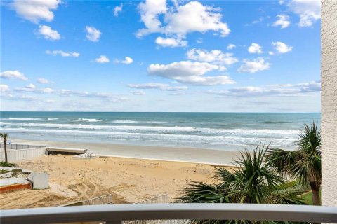 Condo in Daytona Beach, Florida, 3 bedrooms  № 2142331 - photo 7