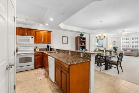 Condo in Daytona Beach, Florida, 3 bedrooms  № 2142331 - photo 14
