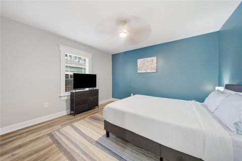 Villa ou maison à vendre à Tampa, Floride: 3 chambres, 188.22 m2 № 2395740 - photo 28