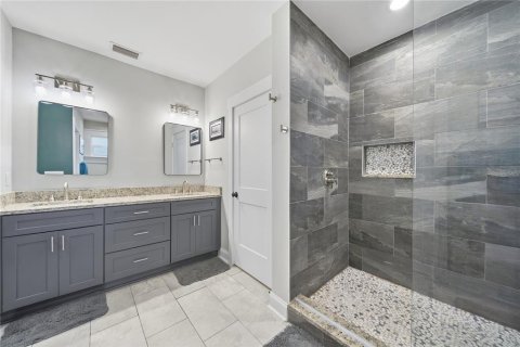 Villa ou maison à vendre à Tampa, Floride: 3 chambres, 188.22 m2 № 2395740 - photo 27