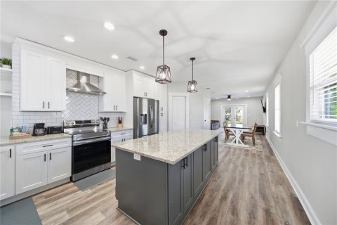 Villa ou maison à vendre à Tampa, Floride: 3 chambres, 188.22 m2 № 2395740 - photo 14