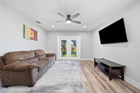 Villa ou maison à vendre à Tampa, Floride: 3 chambres, 188.22 m2 № 2395740 - photo 20