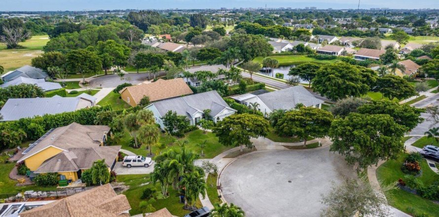 Villa ou maison à Delray Beach, Floride 3 chambres, 197.97 m2 № 1216249