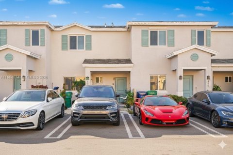 Villa ou maison à Florida City, Floride 4 chambres, 124.3 m2 № 2081076