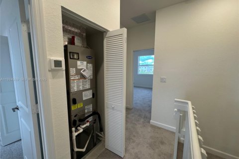 Villa ou maison à louer à Homestead, Floride: 3 chambres, 143.53 m2 № 1982371 - photo 9