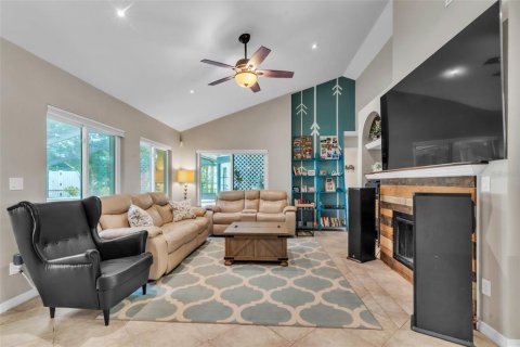 Villa ou maison à louer à Tampa, Floride: 4 chambres, 249.72 m2 № 1906913 - photo 18