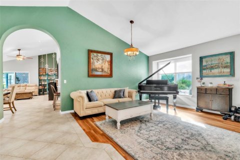 Villa ou maison à louer à Tampa, Floride: 4 chambres, 249.72 m2 № 1906913 - photo 9