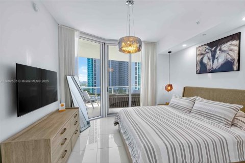 Copropriété à louer à Miami, Floride: 2 chambres, 144.93 m2 № 1946735 - photo 2