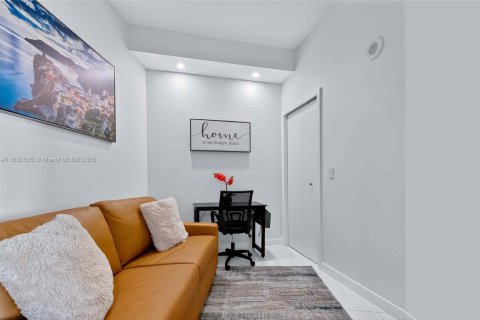 Copropriété à louer à Miami, Floride: 2 chambres, 144.93 m2 № 1946735 - photo 5