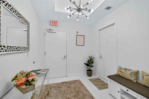 Copropriété à louer à Miami, Floride: 2 chambres, 144.93 m2 № 1946735 - photo 7