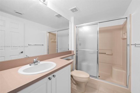 Townhouse in Coral Springs, Florida 2 bedrooms, 117.8 sq.m. № 1813882 - photo 20