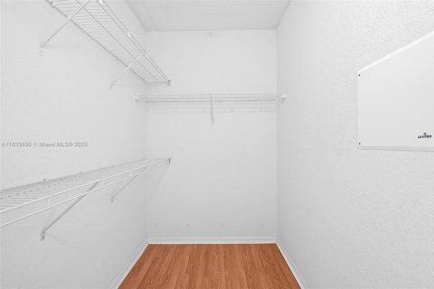 Townhouse in Coral Springs, Florida 2 bedrooms, 117.8 sq.m. № 1813882 - photo 15