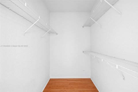 Townhouse in Coral Springs, Florida 2 bedrooms, 117.8 sq.m. № 1813882 - photo 19