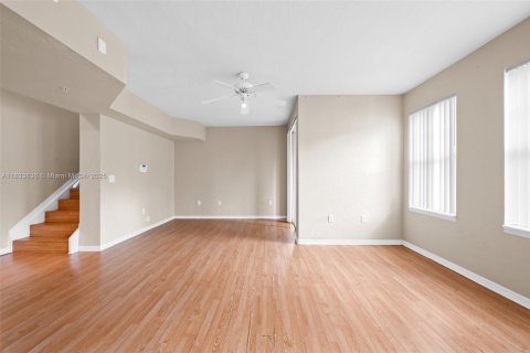Townhouse in Coral Springs, Florida 2 bedrooms, 117.8 sq.m. № 1813882 - photo 6