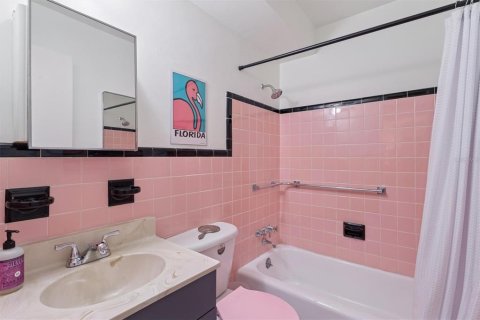 Copropriété à vendre à Saint Petersburg, Floride: 1 chambre, 72.46 m2 № 2096281 - photo 14