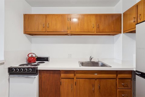 Copropriété à vendre à Saint Petersburg, Floride: 1 chambre, 72.46 m2 № 2096281 - photo 12