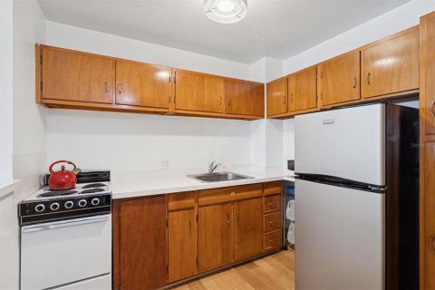 Copropriété à vendre à Saint Petersburg, Floride: 1 chambre, 72.46 m2 № 2096281 - photo 11