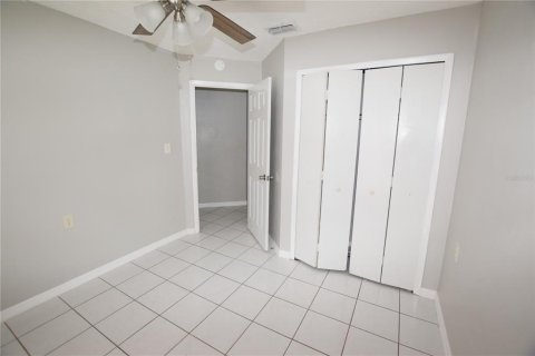 House in Orlando, Florida 3 bedrooms, 97.55 sq.m. № 2394178 - photo 16