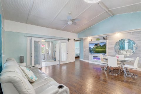 Casa en venta en Clermont, Florida, 2 dormitorios, 109.44 m2 № 1837387 - foto 10