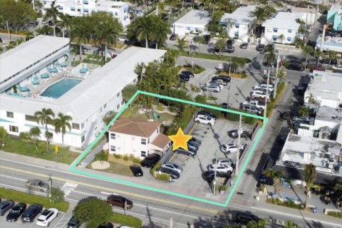 Immobilier commercial à Lauderdale-by-the-Sea, Floride № 2146223