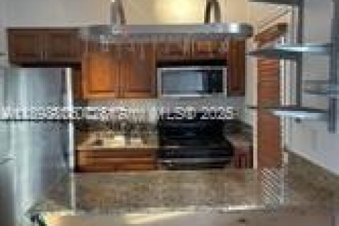 Condominio en venta en Miami Beach, Florida, 1 dormitorio, 56.58 m2 № 1952165 - foto 3