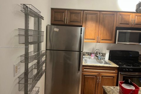 Condominio en venta en Miami Beach, Florida, 1 dormitorio, 56.58 m2 № 1952165 - foto 6