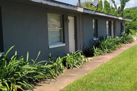 Appartement à louer à Winter Haven, Floride: 2 chambres, 202.9 m2 № 1801853 - photo 2