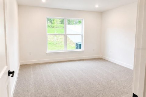 House in Leesburg, Florida 3 bedrooms, 140.47 sq.m. № 2138038 - photo 11